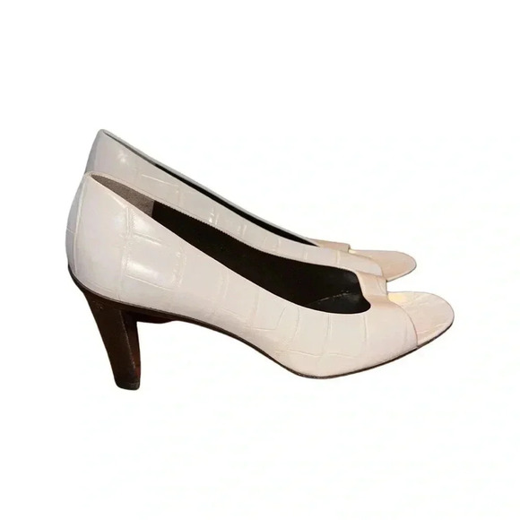 Escada Croc Embossed Open Toe Block Heel Shoes Size 38 - Picture 1 of 8